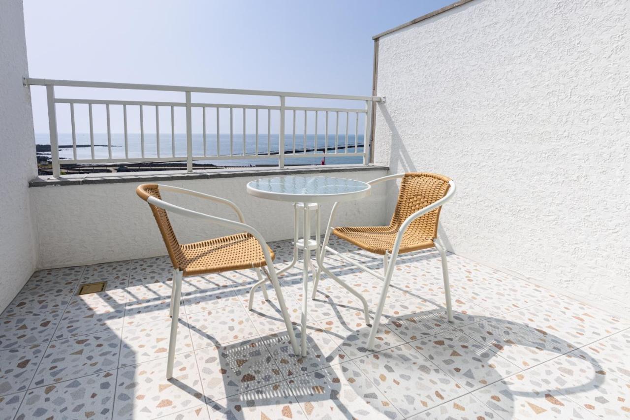 Aewol Oceanstay Jeju Exterior foto