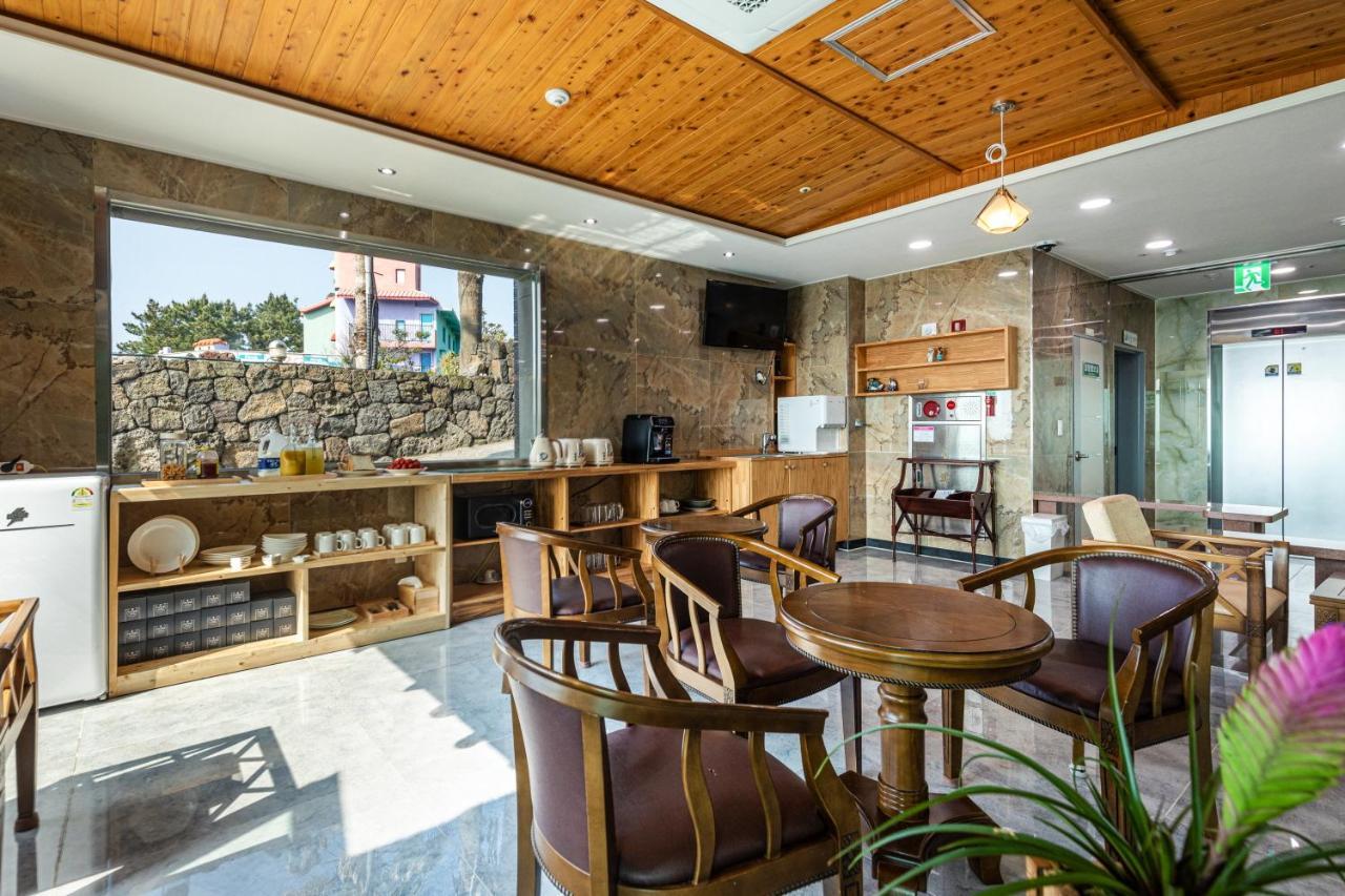 Aewol Oceanstay Jeju Exterior foto